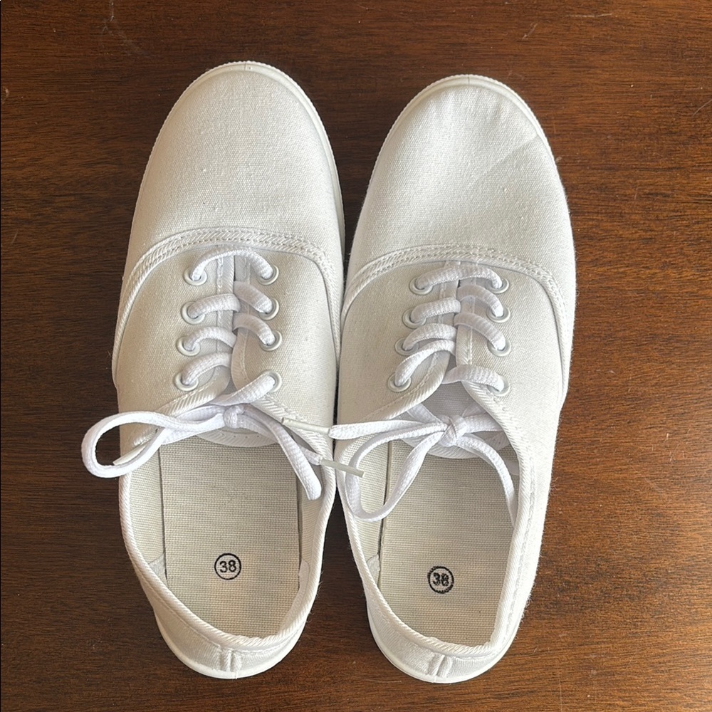 SHEIN White Canvas Sneakers